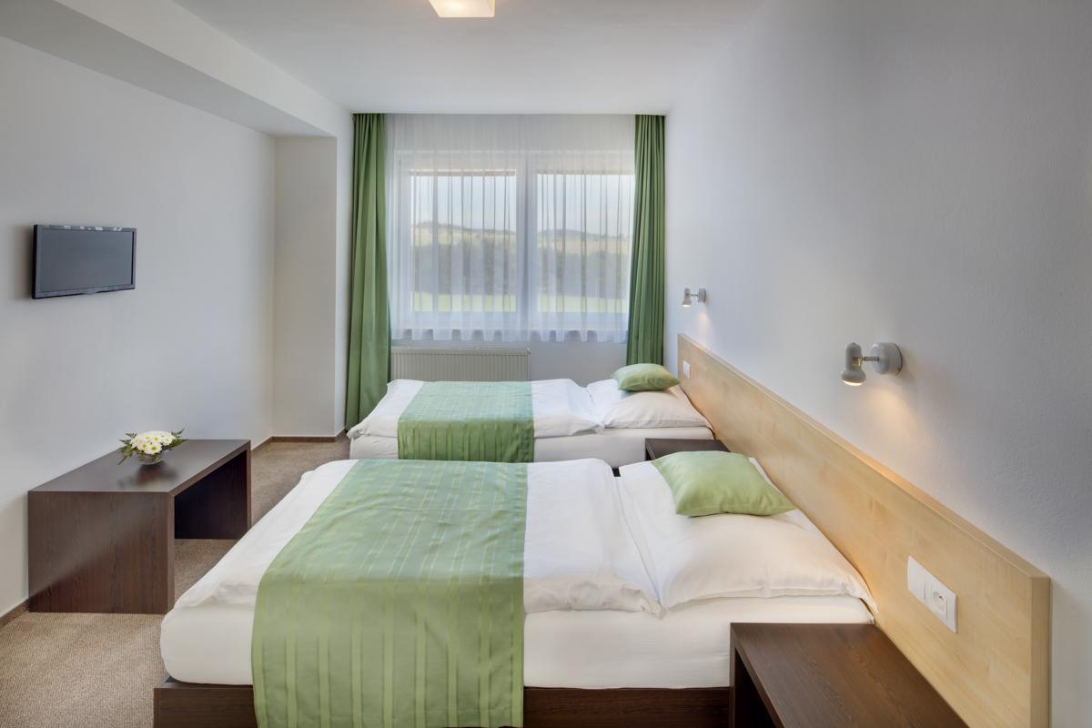 Hotel Skalsky dvur Bystrice nad Pernstejnem Eksteriør bilde