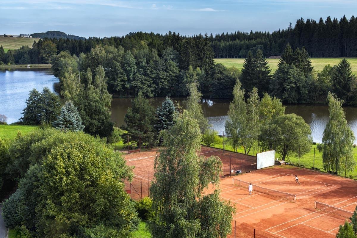 Hotel Skalsky dvur Bystrice nad Pernstejnem Eksteriør bilde
