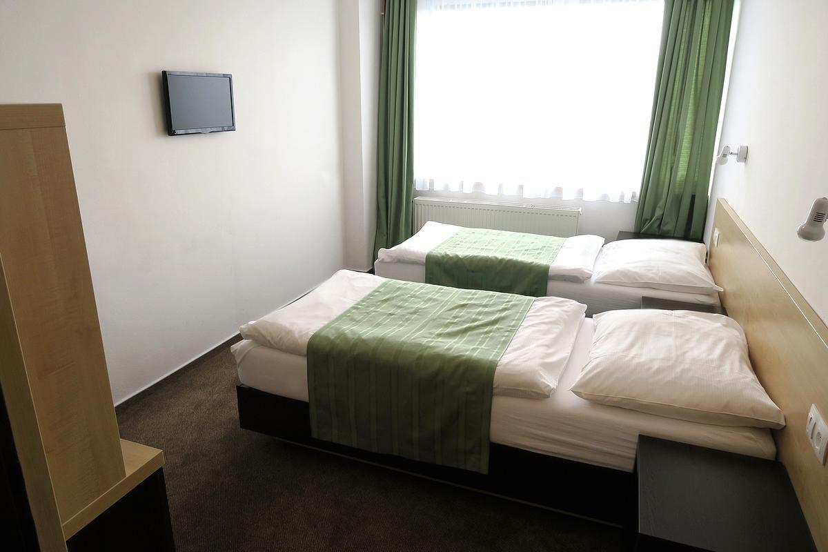 Hotel Skalsky dvur Bystrice nad Pernstejnem Eksteriør bilde